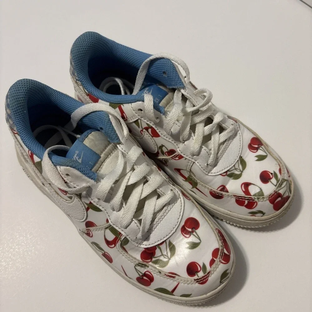 EUC Nike Air Force Cherry Picnic Shoe‎ Kids 2Y